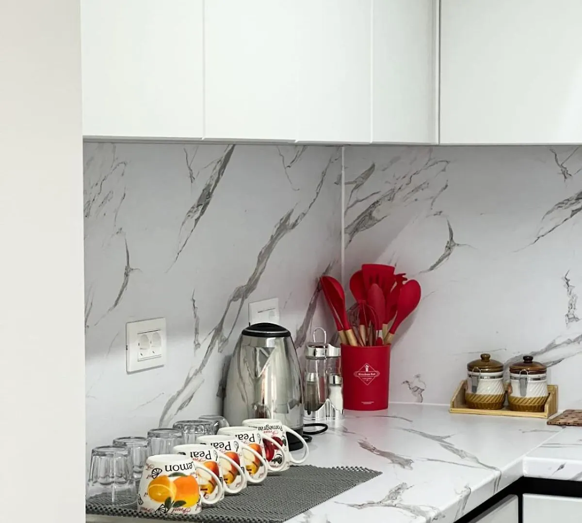 Komuna Parisit New Apartment Tirana