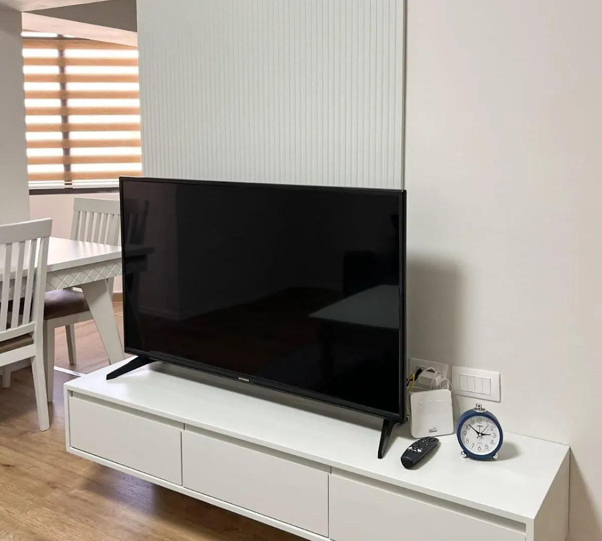 Komuna Parisit New Apartment Tirana 0*,  Albania
