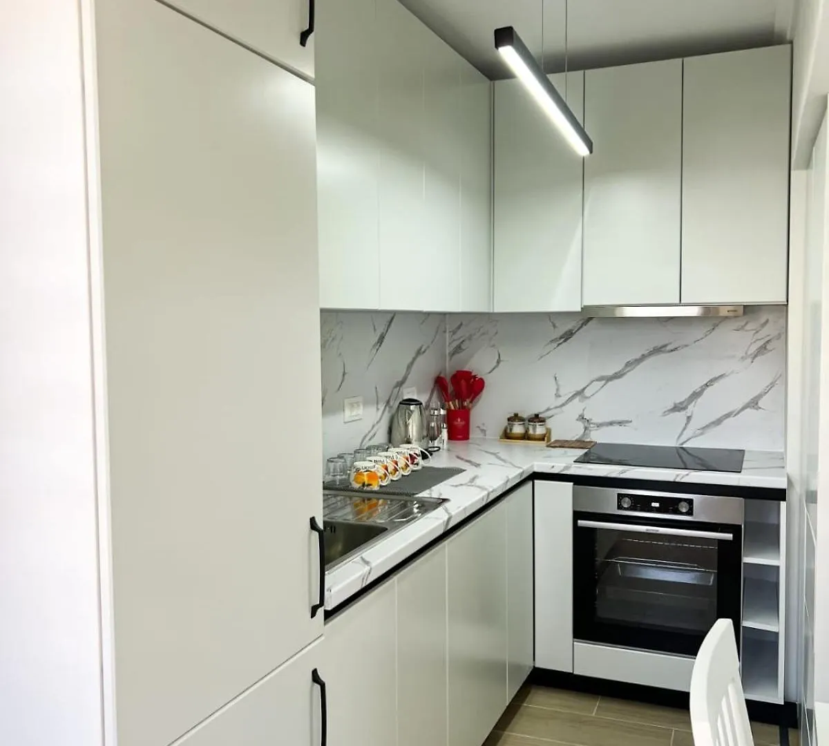 Komuna Parisit New Apartment Tirana